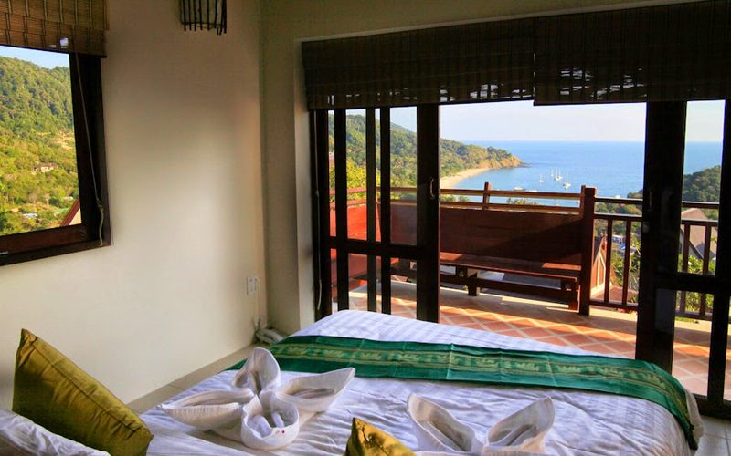 Baan Kantiang See Villas