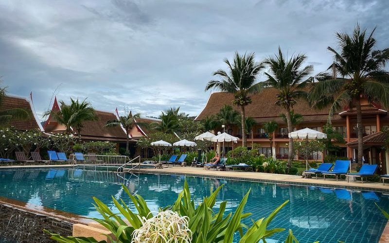 Lanta Casuarina Beach Resort