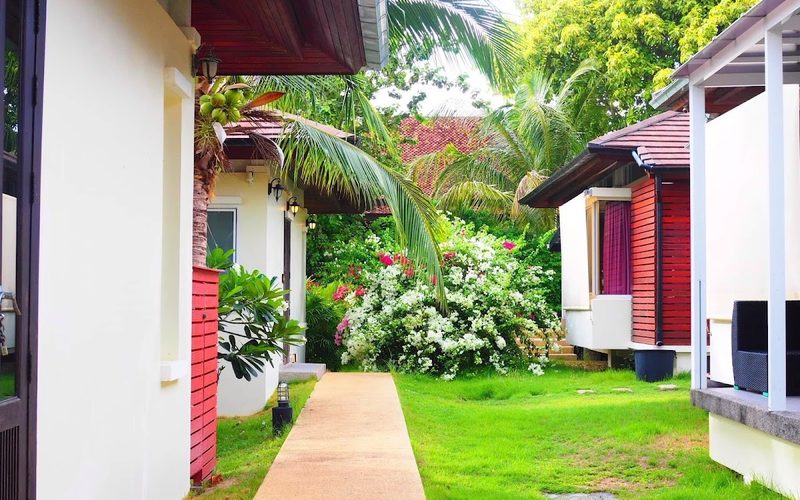 Lanta Sunset Residence