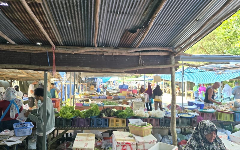 Monday Market