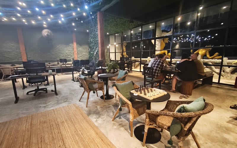 Monkey Business Cafe