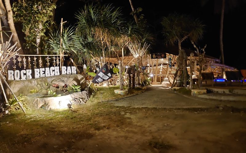 Rock Beach Bar