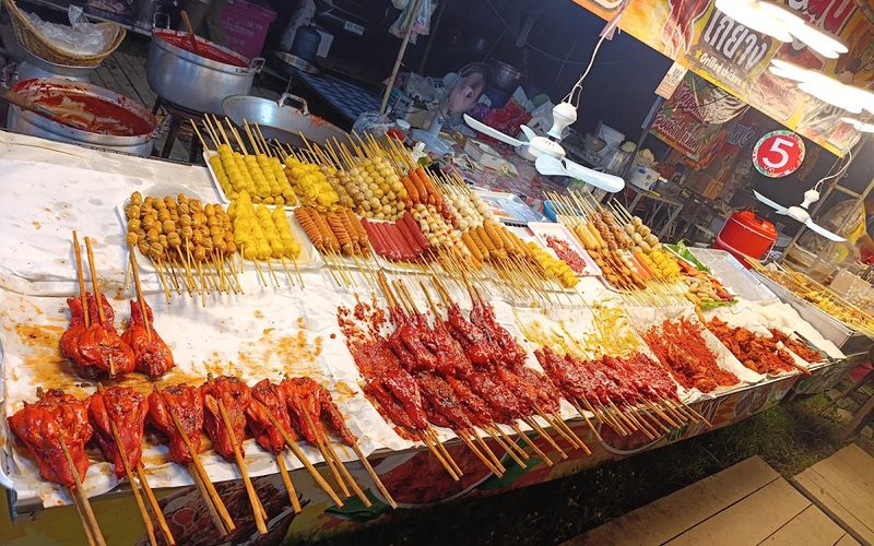 Saladan Walking Street